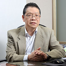 規劃處副總經理 江文漢